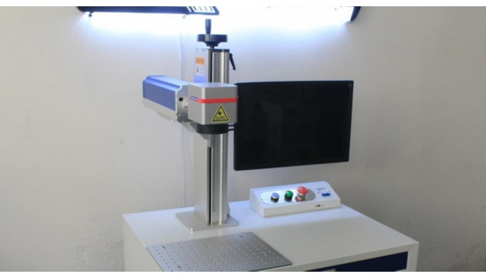 二氧化碳激光打標(biāo)機工作原理6μm波長