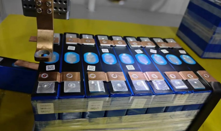 電池焊接激光頭維護(hù)保養(yǎng)