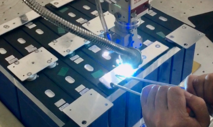 動力電池激光焊接設備市場現(xiàn)狀與發(fā)展報告