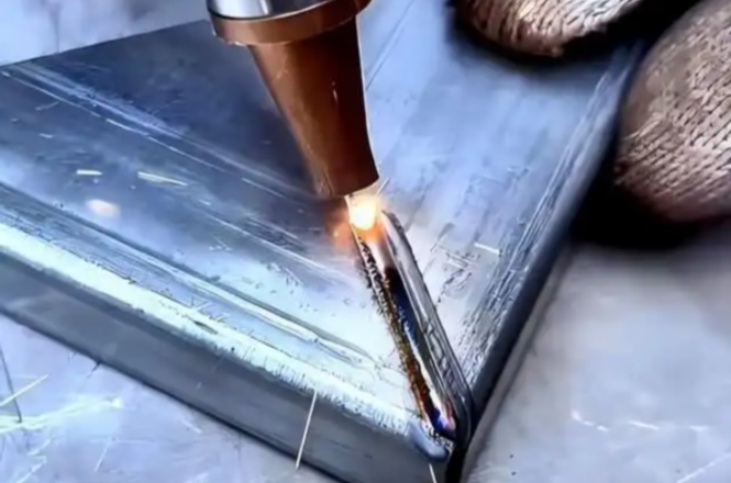 光纖激光焊接機與激光切割機協同趨勢