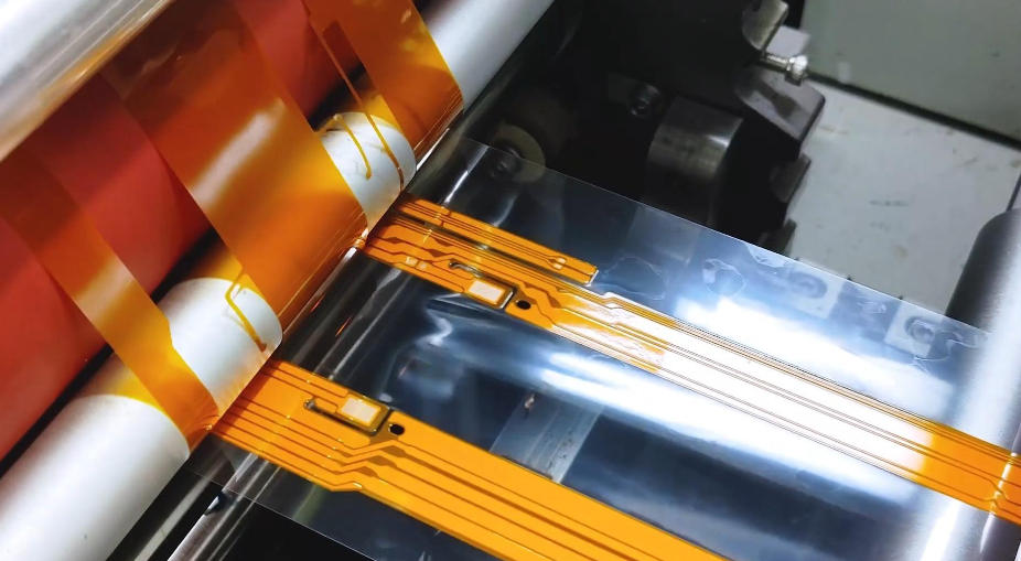 無毛刺FPC覆蓋膜切割：熱影響區(qū)≤5μm、切割速度5000mm/s